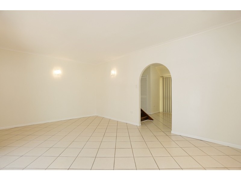 17 Churchill Avenue, Ooralea QLD 4740