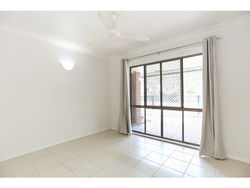 8 Sunset Beach Court, Shoal Point QLD 4750