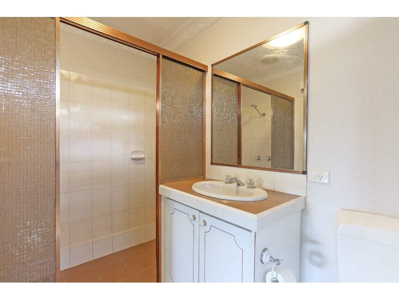 8 Sunset Beach Court, Shoal Point QLD 4750