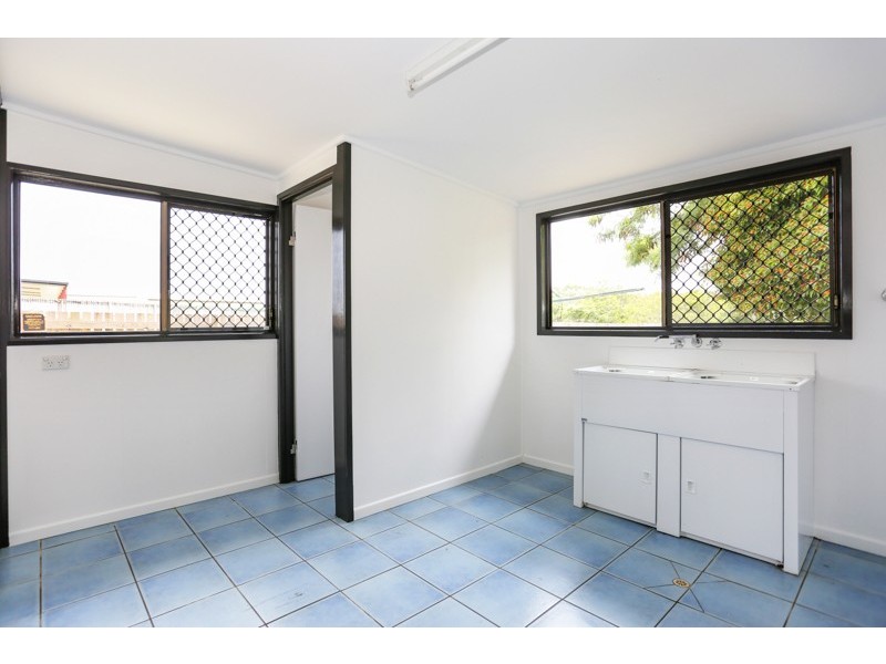 16 Ambrose Way, North Mackay QLD 4740