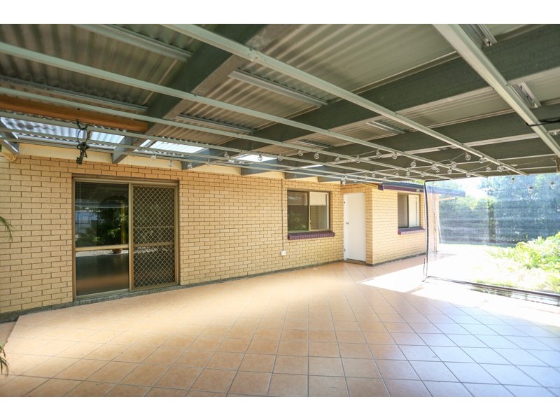 17 Churchill Avenue, Ooralea QLD 4740