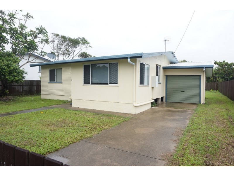 8 Dennis Street, South Mackay QLD 4740