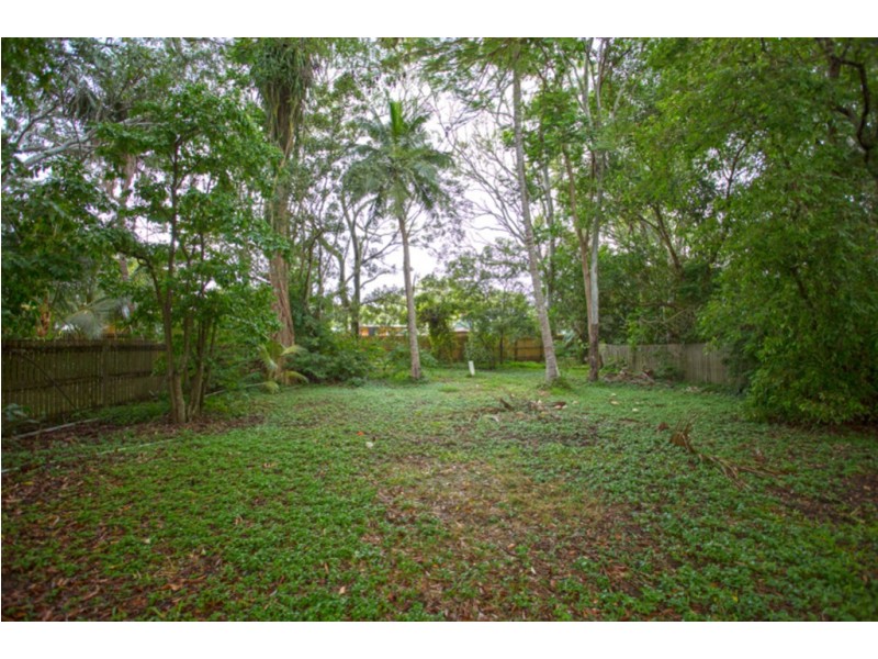 15 Cook Street, Bucasia QLD 4750