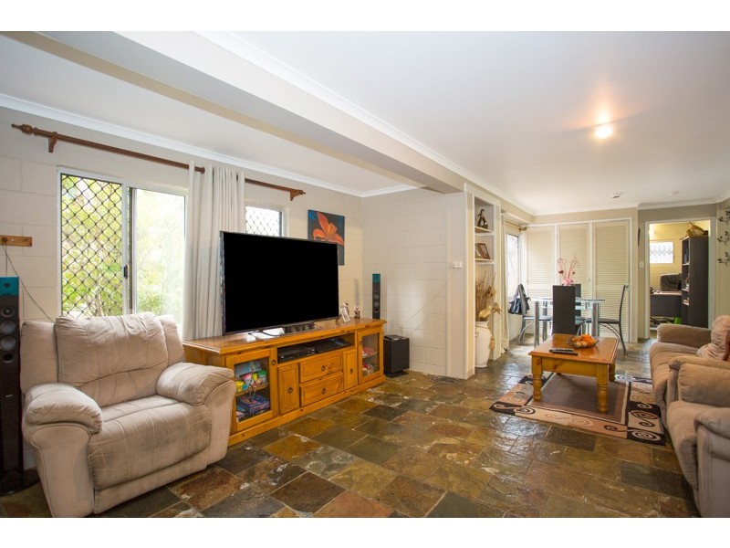 15 Cook Street, Bucasia QLD 4750
