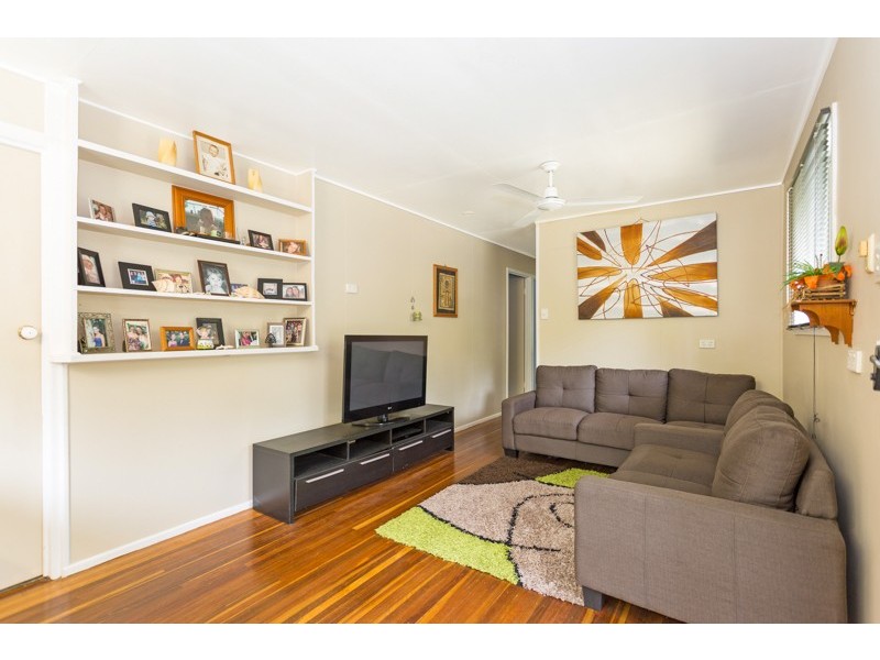 15 Cook Street, Bucasia QLD 4750