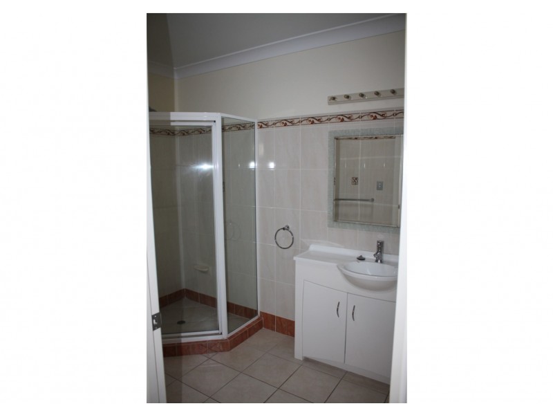 30 Smith Street, West Mackay QLD 4740