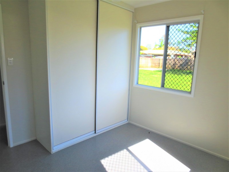 32 Schapers Road, Glenella QLD 4740