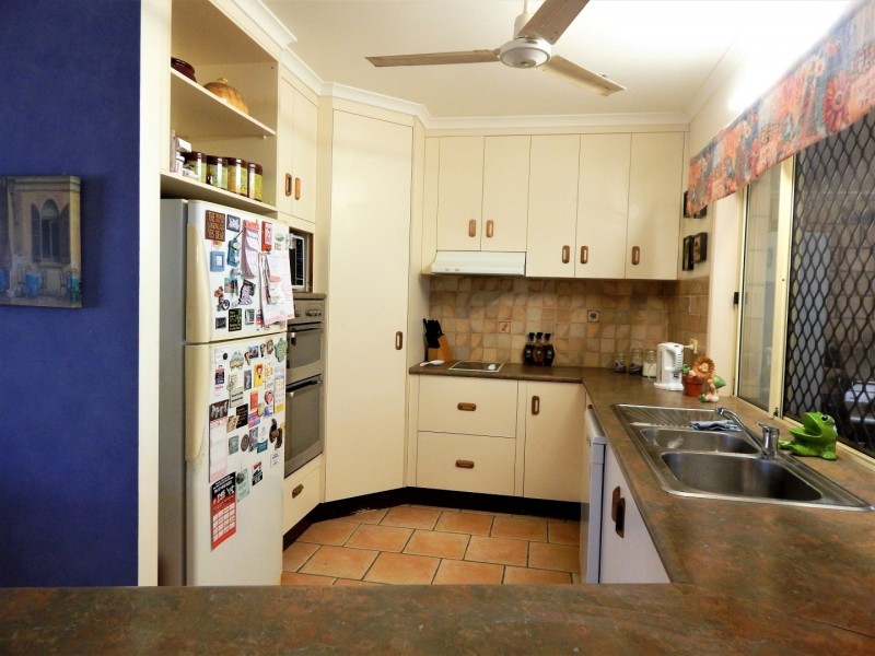 3 Kemp Street, Bucasia QLD 4750