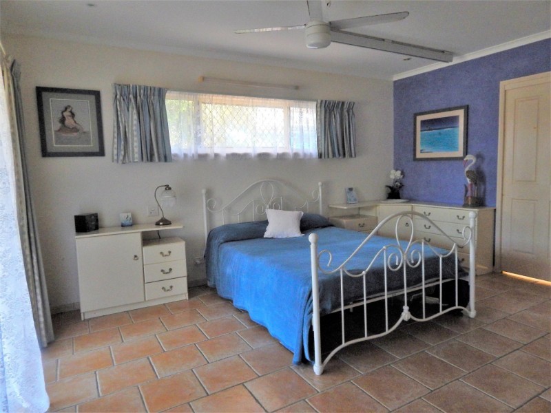 3 Kemp Street, Bucasia QLD 4750