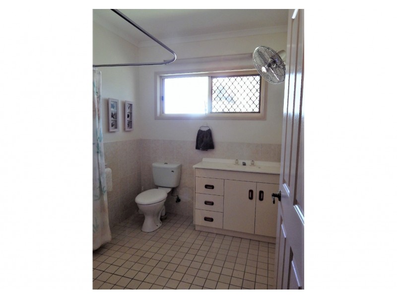 3 Kemp Street, Bucasia QLD 4750