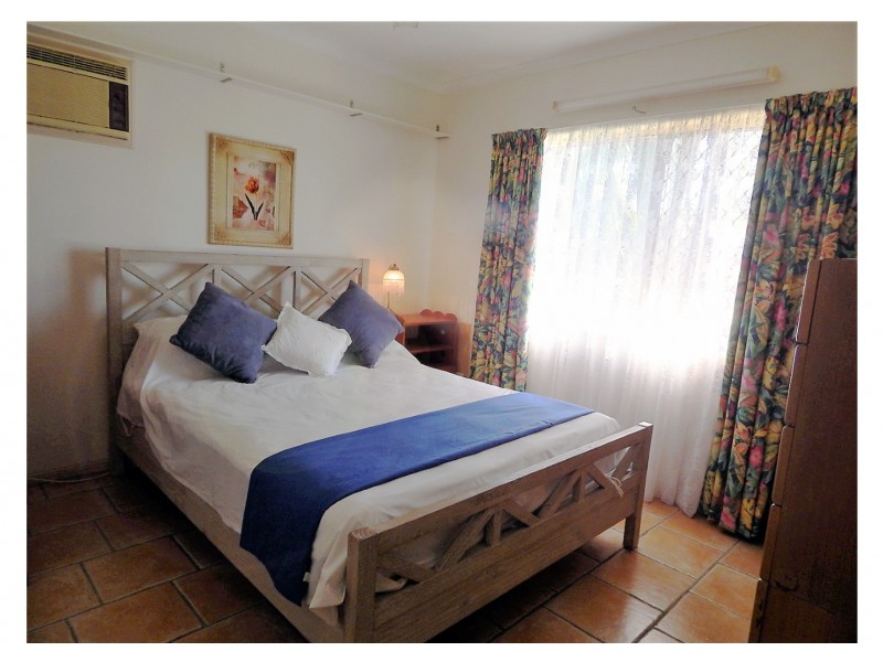 3 Kemp Street, Bucasia QLD 4750