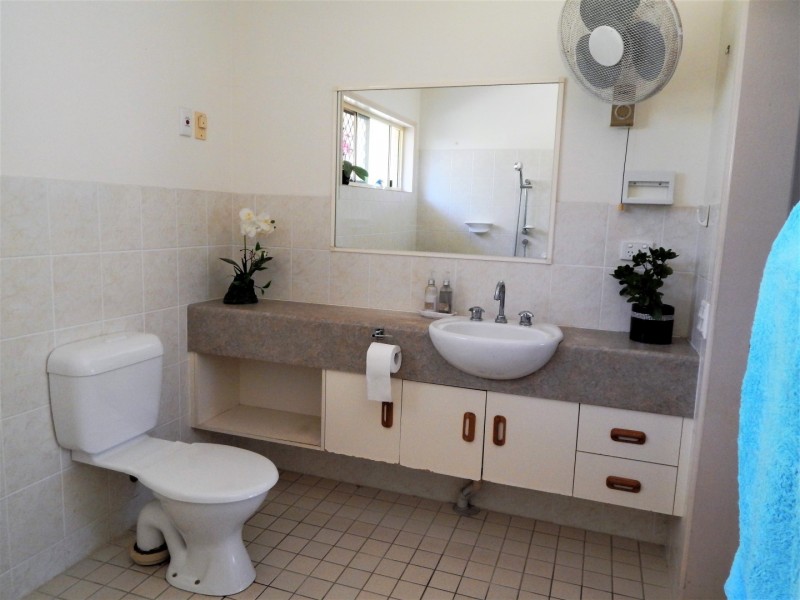 3 Kemp Street, Bucasia QLD 4750