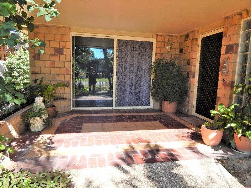 3 Kemp Street, Bucasia QLD 4750