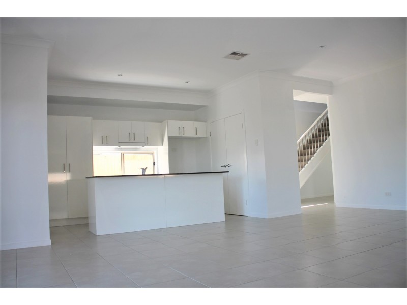 16 Vaucluse Crescent, East Mackay QLD 4740