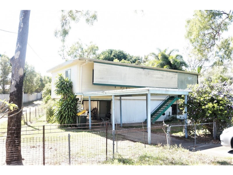 172 Waverley Street, Bucasia QLD 4750