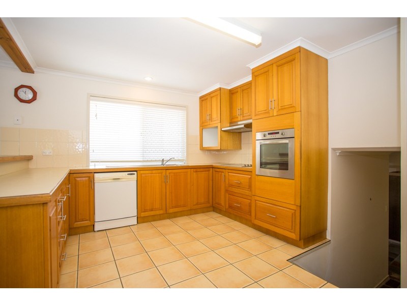 10 Baler Street, Shoal Point QLD 4750