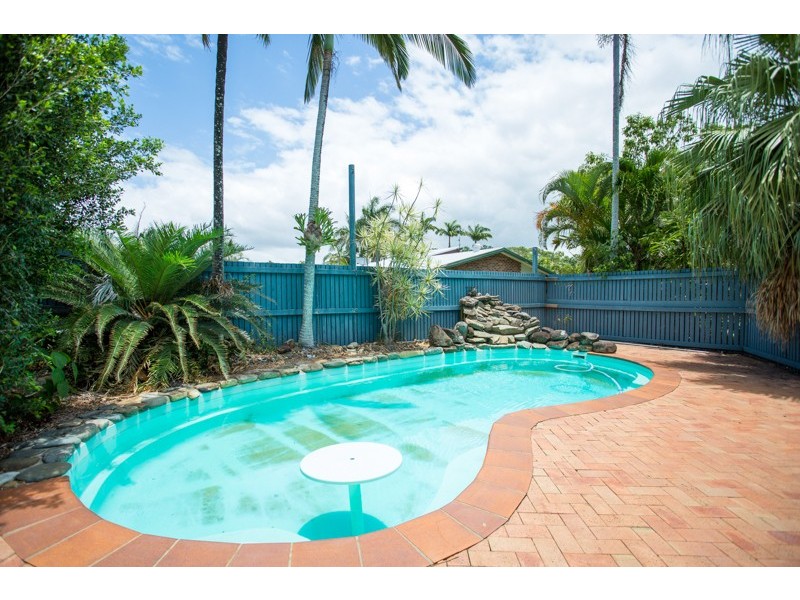 10 Baler Street, Shoal Point QLD 4750