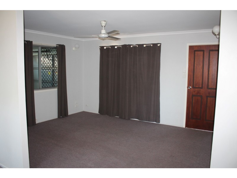 Unit 4 7 Holland Street, West Mackay QLD 4740