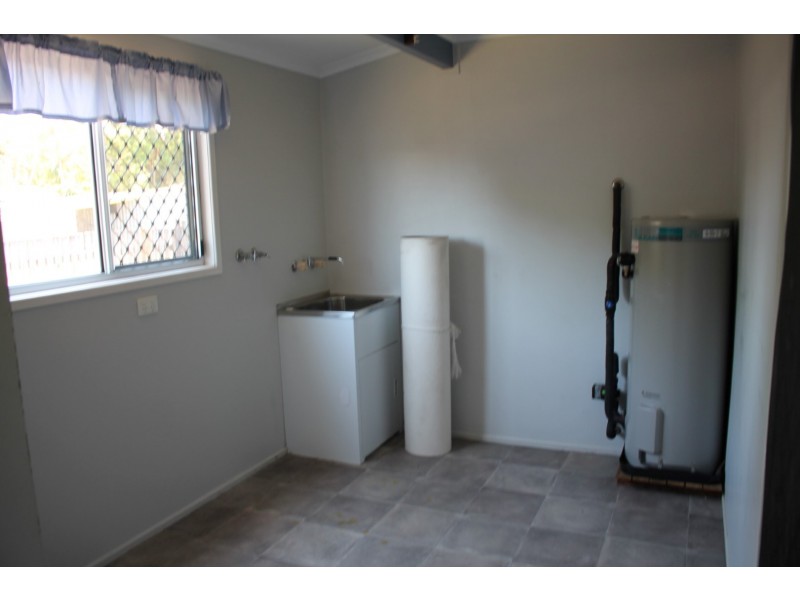 Unit 4 7 Holland Street, West Mackay QLD 4740