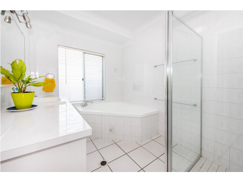 39 Barton Street, West Mackay QLD 4740
