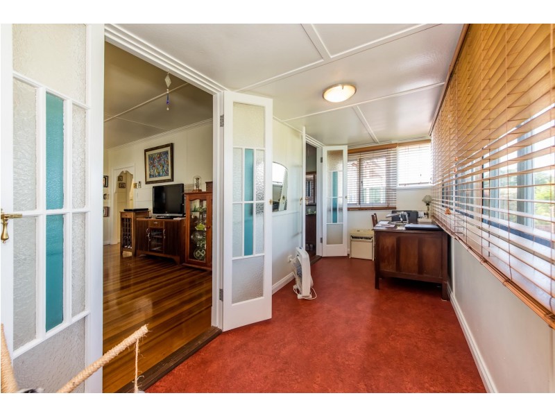 2 Peterson Street, North Mackay QLD 4740