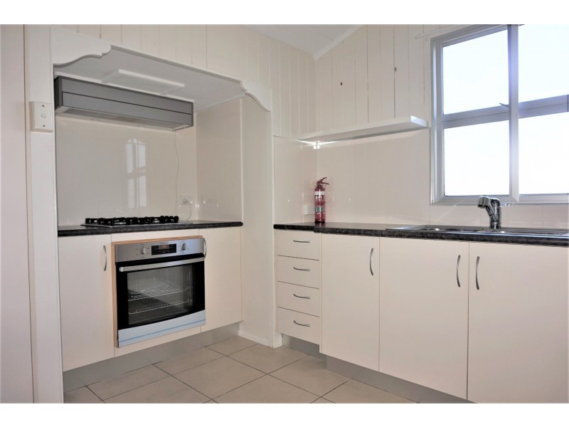 16 Canberra Street, North Mackay QLD 4740