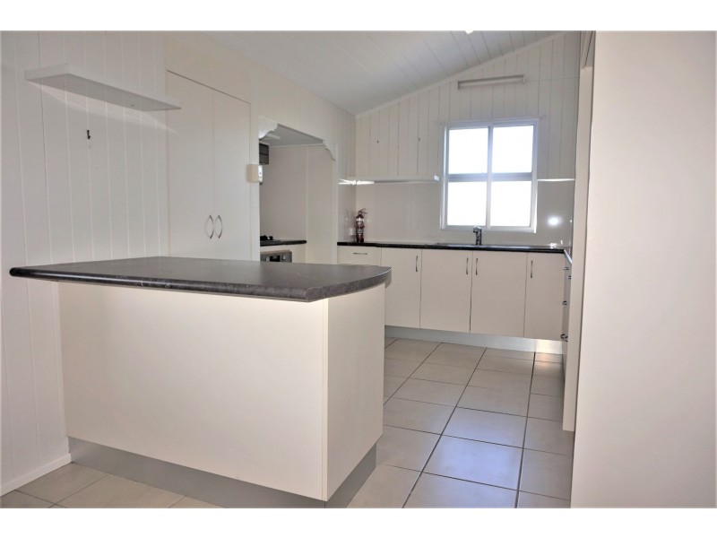 16 Canberra Street, North Mackay QLD 4740