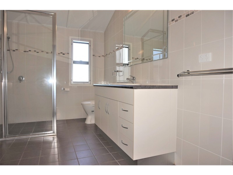 16 Canberra Street, North Mackay QLD 4740