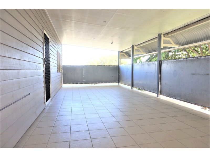 16 Canberra Street, North Mackay QLD 4740