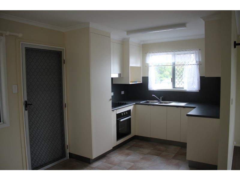 6 ***APPLICATIONS CLOSED*** Michael Moohin Drive, Slade Point QLD 4740