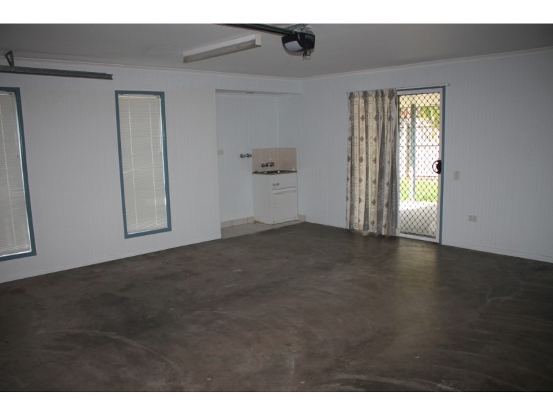 3 Wayne Street, Walkerston QLD 4751