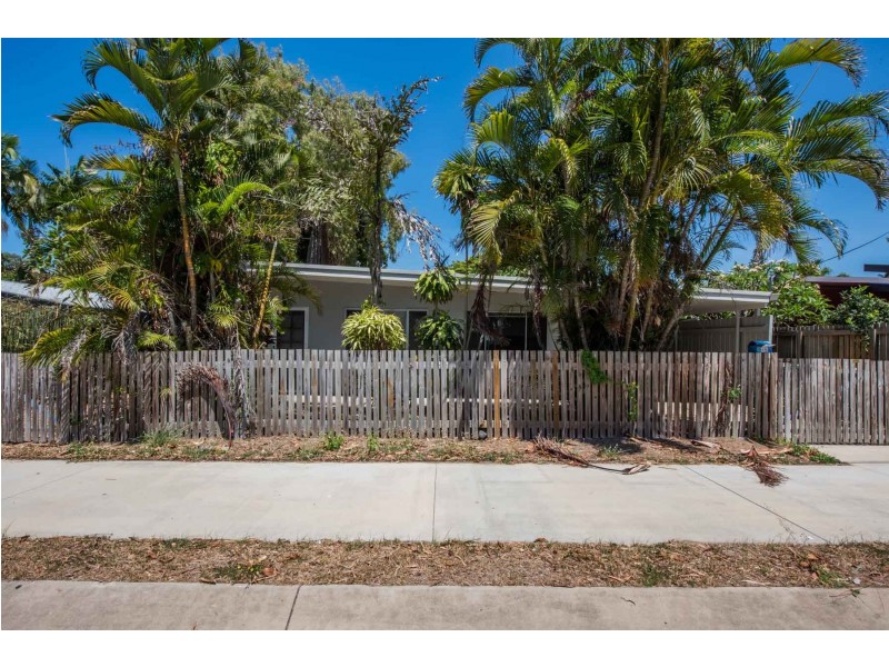 15 Ocean Avenue, Slade Point QLD 4740