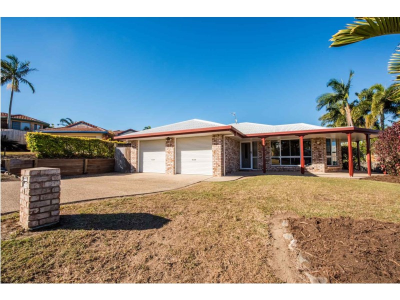 4 Ryan Court, Rural View QLD 4740