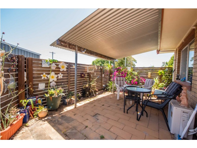 1/2 Symons Street, South Mackay QLD 4740