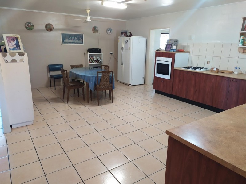 39 Chelona Park Drive, Sarina QLD 4737