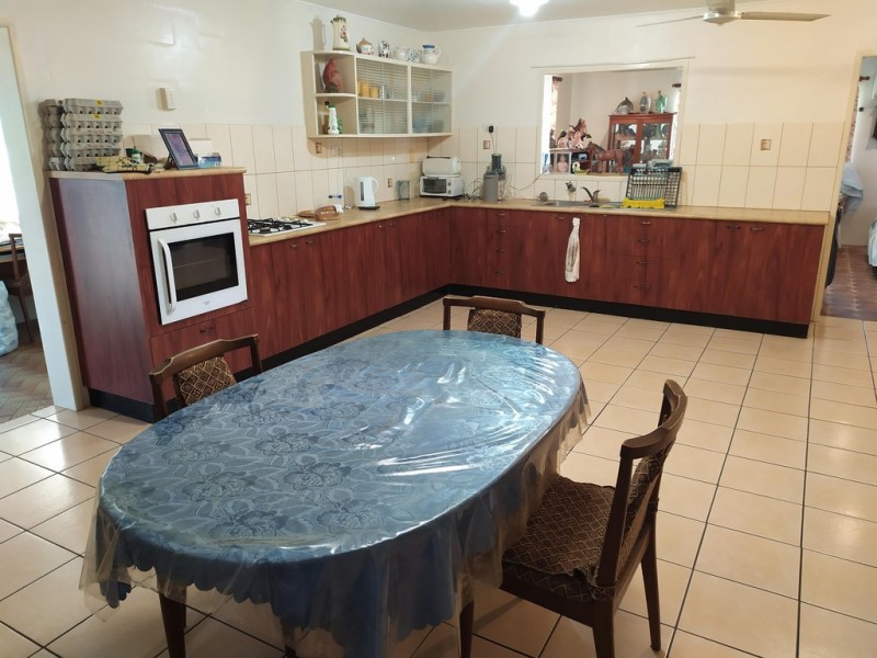 39 Chelona Park Drive, Sarina QLD 4737