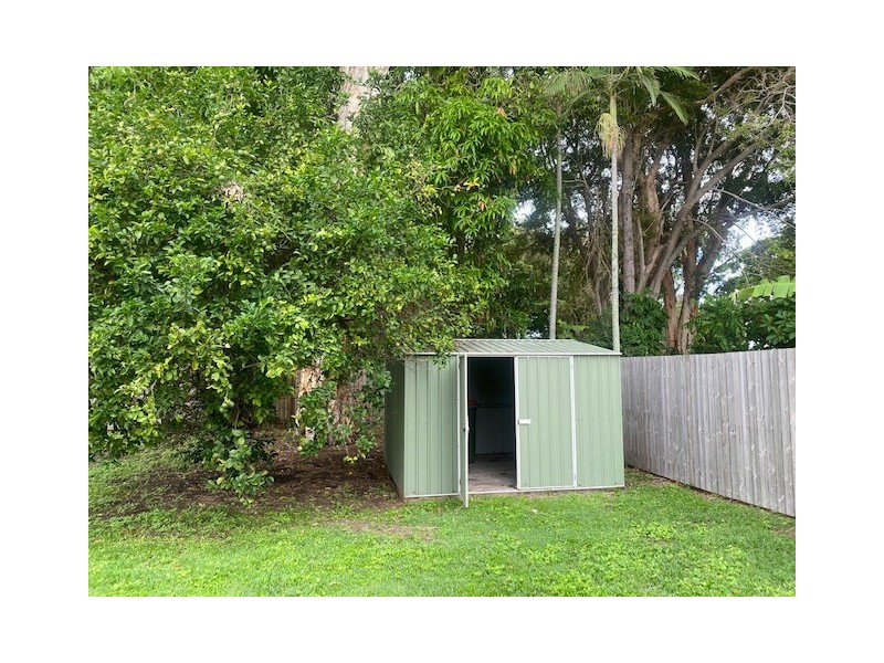 4 Blackwood Street, Slade Point QLD 4740