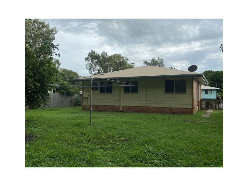 4 Blackwood Street, Slade Point QLD 4740
