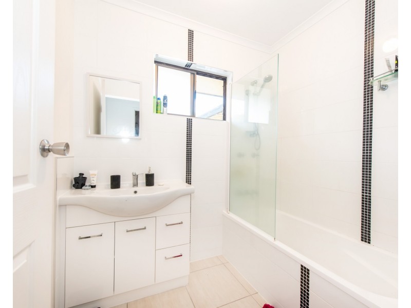 9 Blacksmith Street, Slade Point QLD 4740