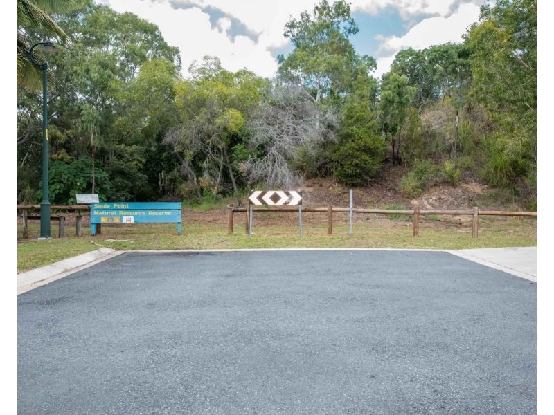 9 Blacksmith Street, Slade Point QLD 4740