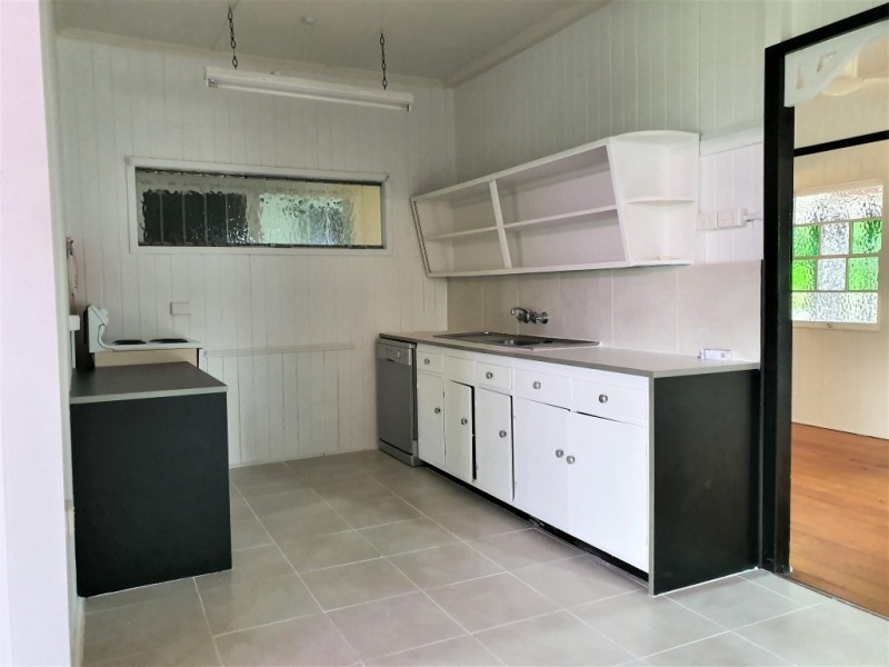 8 Milne Lane, West Mackay QLD 4740