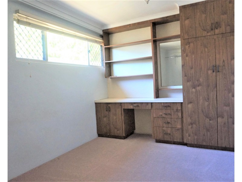 27 Streeter Avenue, West Mackay QLD 4740