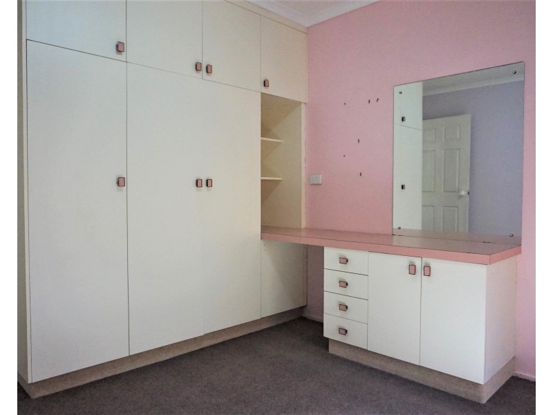 27 Streeter Avenue, West Mackay QLD 4740