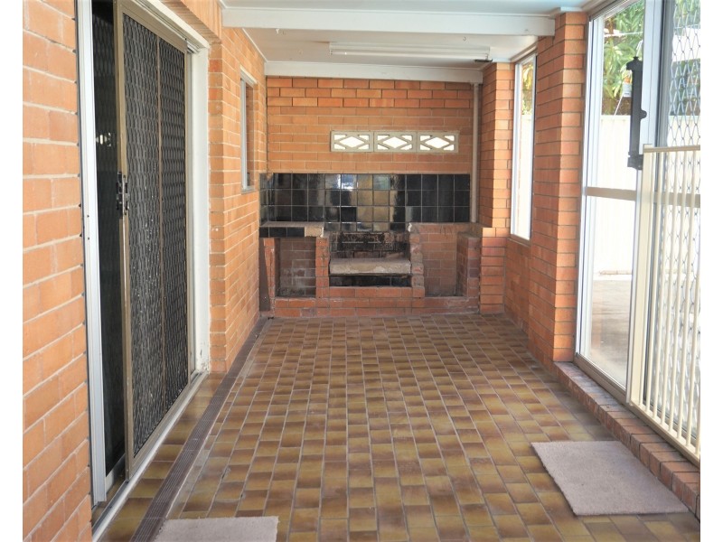 27 Streeter Avenue, West Mackay QLD 4740