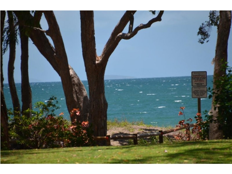 5 Buoro Street, Ball Bay QLD 4741