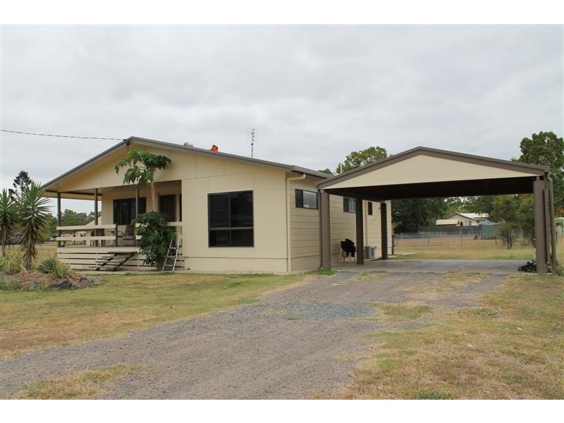 28 Oxford Street, Nebo QLD 4742