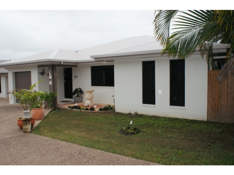 2/5 Mussett Court, Glenella QLD 4740