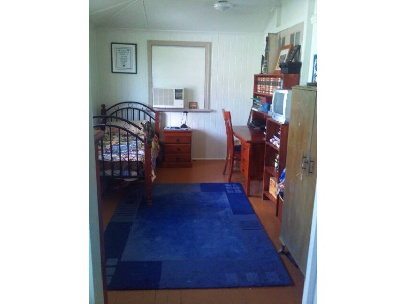 12 Graham Street, Koumala QLD 4738