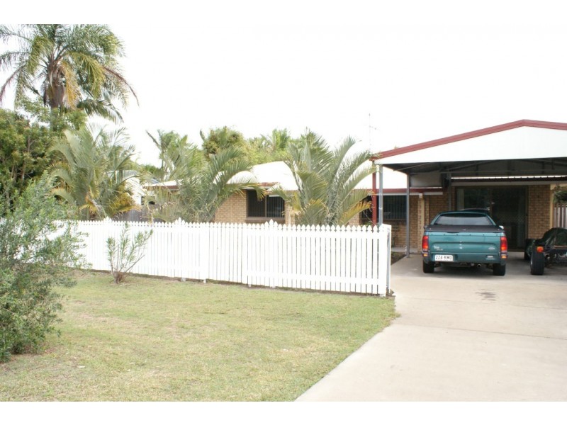32 Coral Drive, Blacks Beach QLD 4740
