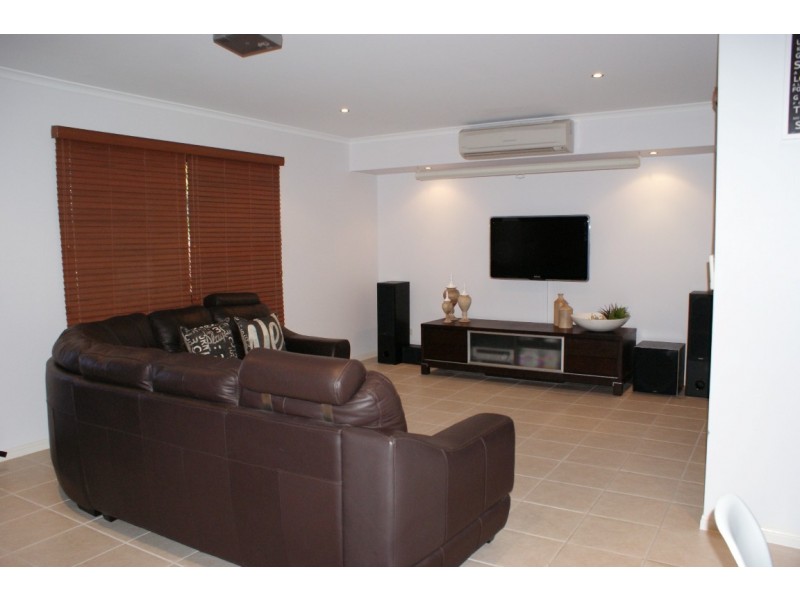 73 Busuttin Drive, Eimeo QLD 4740